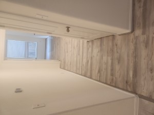 Kemp floors, trim paint